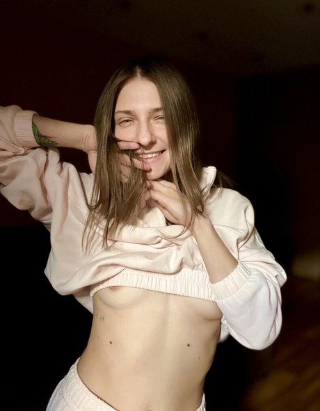 ne o bumage adult actress pic