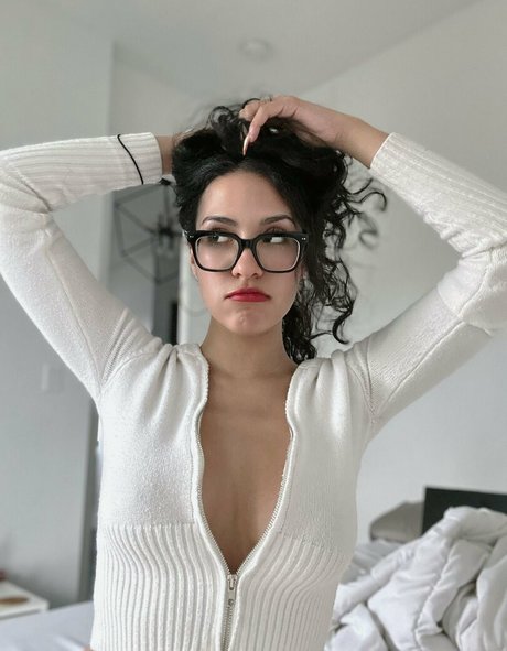 princesadelilah exclusive model image