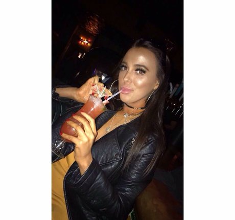 sexy mom onlyfans sexy naked archive