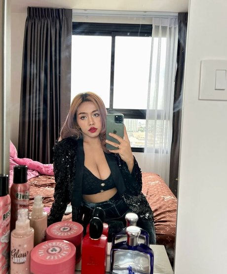 Zareena model nice pics