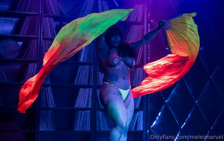 meleimarvelous model hot photos