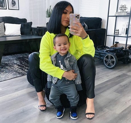 Evettexo star nude image