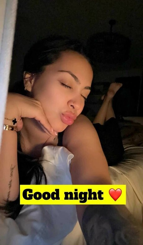 Evettexo star nudes pics