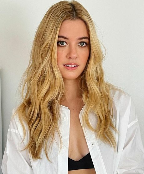 Mallory Bechtel star hot picture