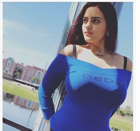 big tits teen onlyfans adult photo