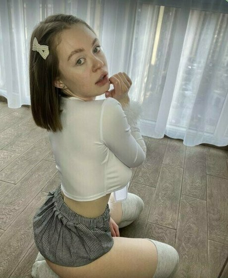 posh babe pornographic model photo