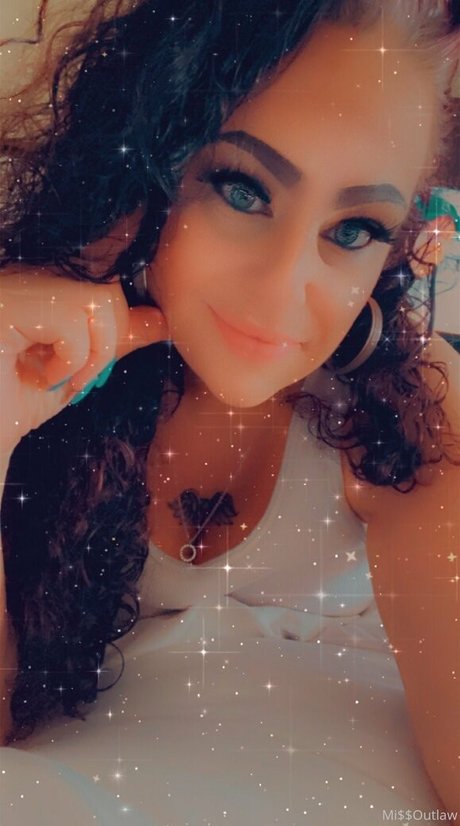 missoutlawakaladyk hot model galleries