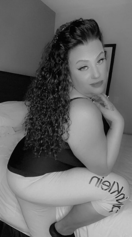 missoutlawakaladyk pornstar nudes gallery