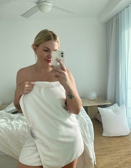 aussieblairunlocked high quality actress picture