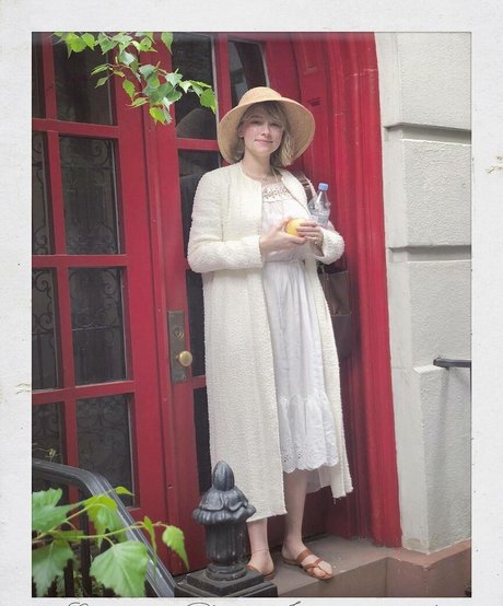 Haley Bennett model nudes gallery