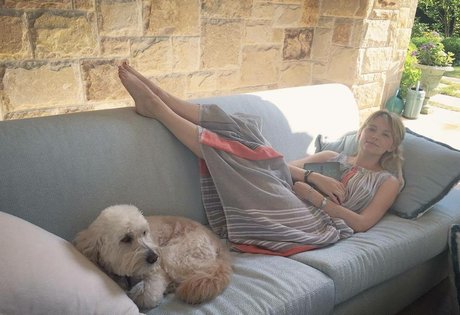 Haley Bennett naked pornstar pic