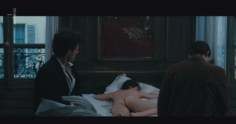 Juliette Binoche sexy pornstar image