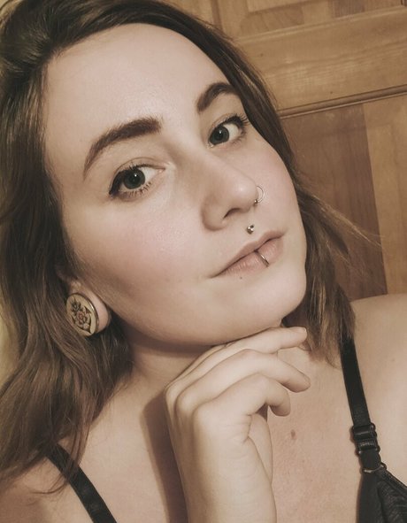 lynn myra free star xxx pics