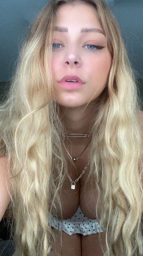 cum on glasses onlyfans pretty photos