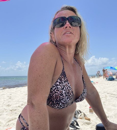 Hotwife Unicorn hot actress image