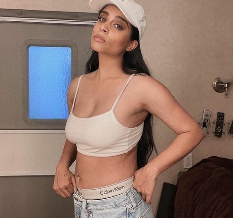 busty mom onlyfans hot sexy galleries