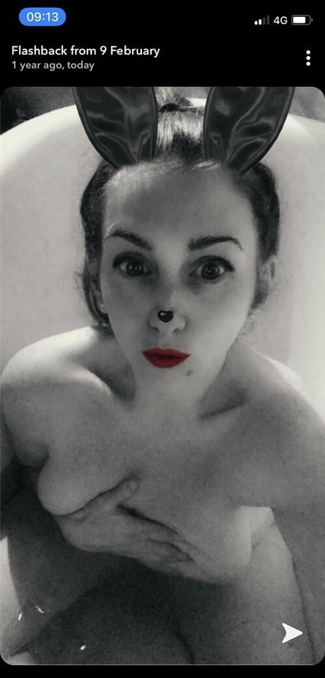 curvykgirl naked actress archive