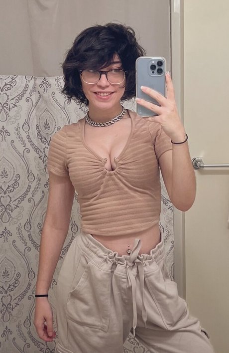 cute onlyfans erotic gallery