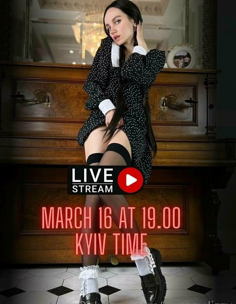 youngy lizzy model nice pictures