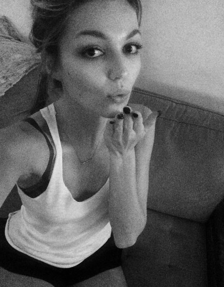 Lili Simmons pretty model picture