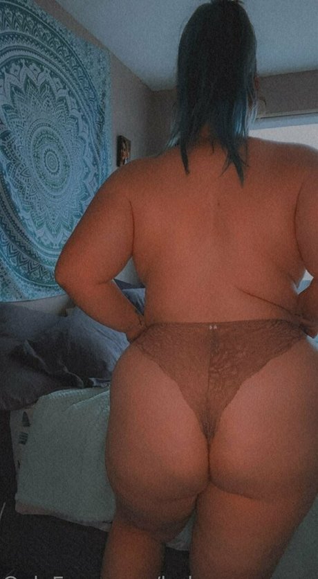 baby mumma nudes star image