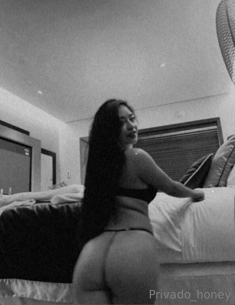 amateur lesbian onlyfans xxx img