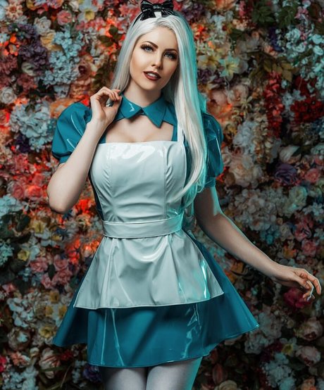 MaidMight hot actress picture