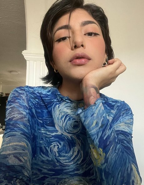 sofiakiut star high quality images