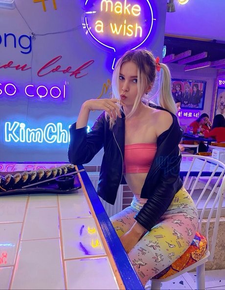 Vikneska Profile pic