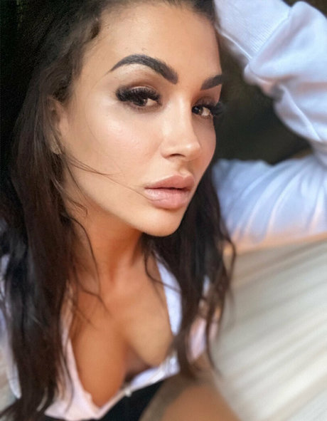 Susygala perfect pornstar img