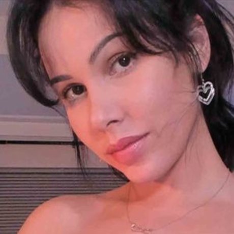 Bella Brookz star nice images