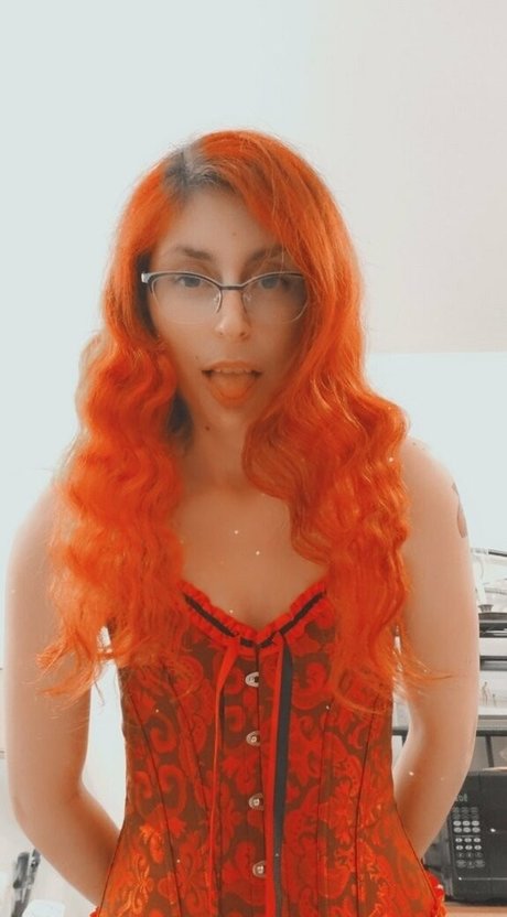 littleeevee66 model hd pictures