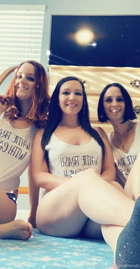 jjandfriends model xxx photos