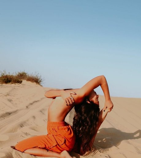 Bar Levy adult actress photos