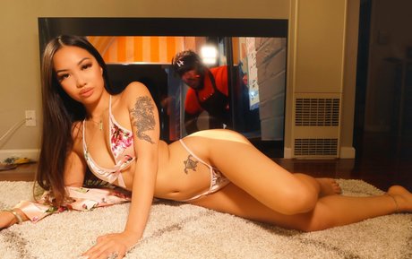 eyes onlyfans sexy xxx archive