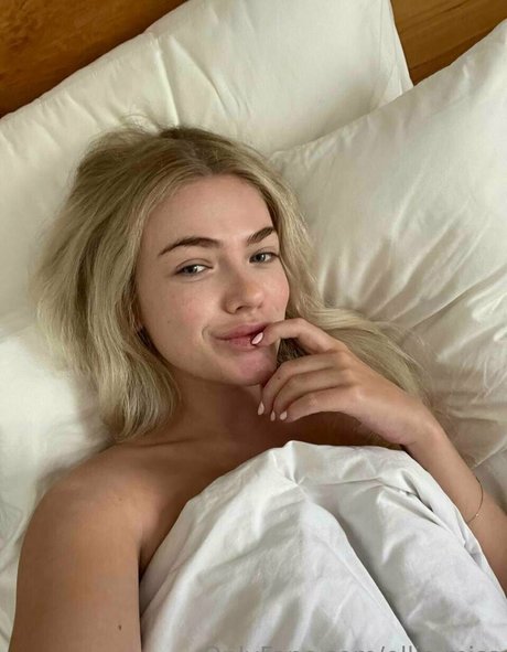 amateur squirt onlyfans beautiful nude image