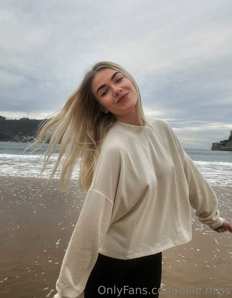 double blowjob onlyfans free nude images