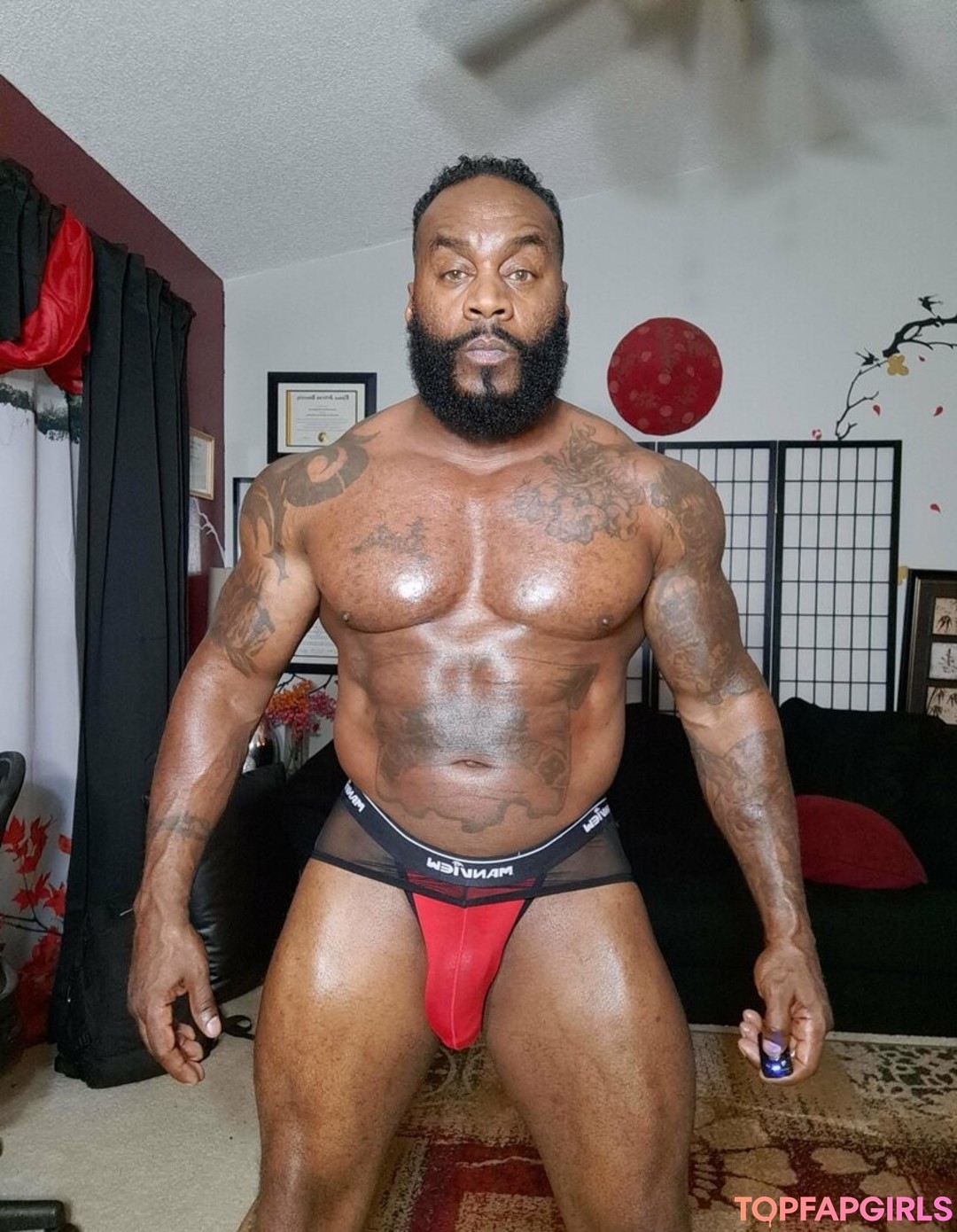 toolsfreepage model xxx image