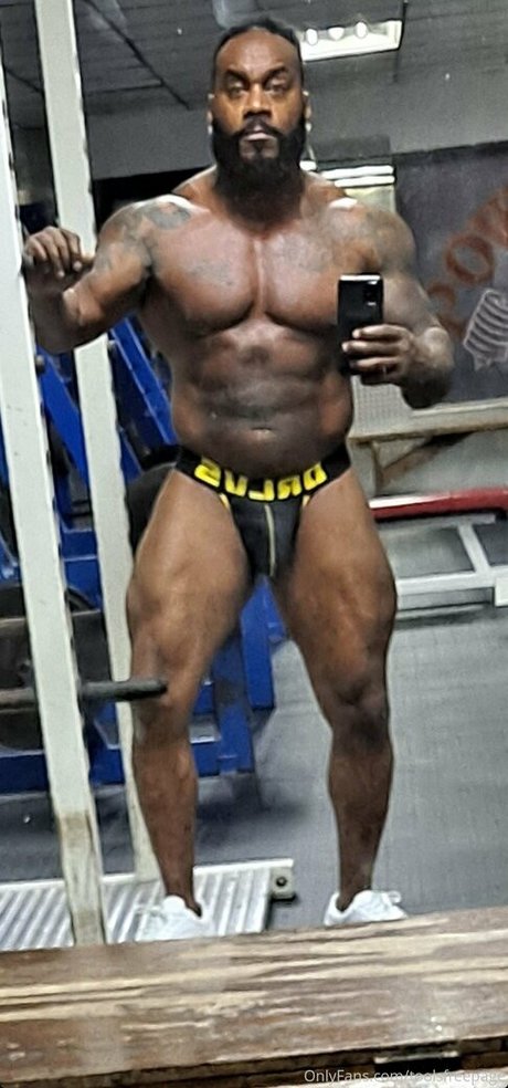 yoga onlyfans erotic picture