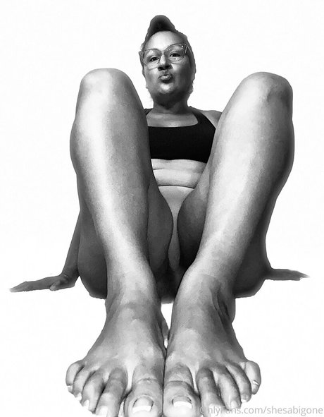 shesabigone erotic actress photos