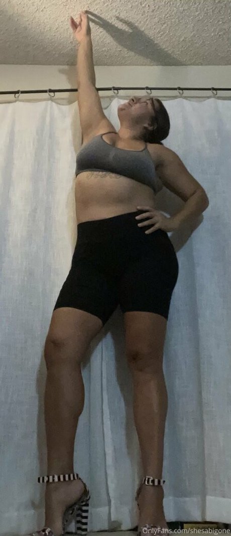 shesabigone star pretty img