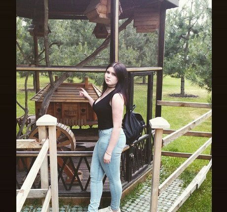 Anna Bernadi model best gallery