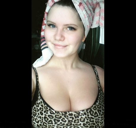 Anna Bernadi pornstar exclusive img