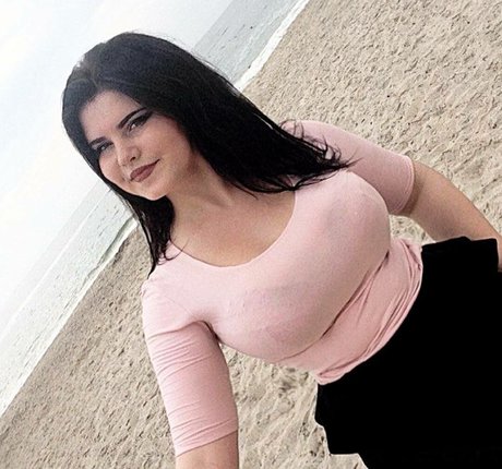 Anna Bernadi nude star images