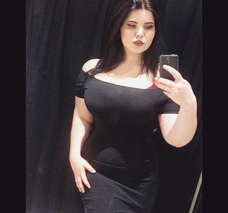 curly ebony onlyfans hot naked picture