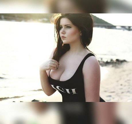 busty petite onlyfans beautiful porn galleries