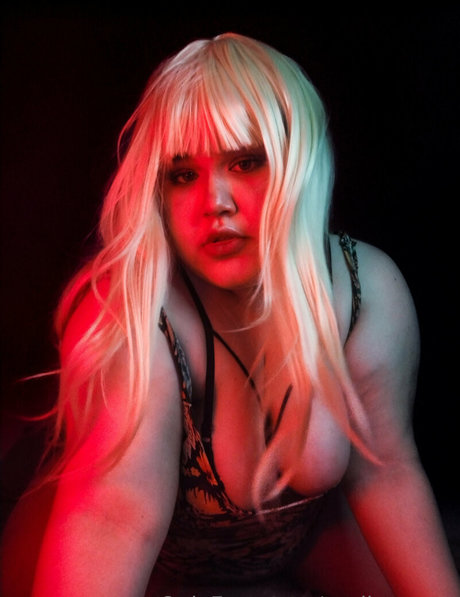 sselina mae pornographic actress picture