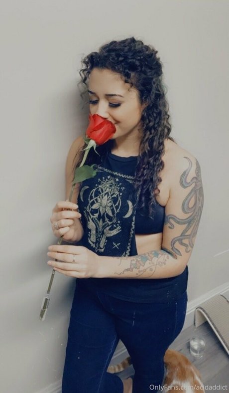 acidaddict model adult pictures