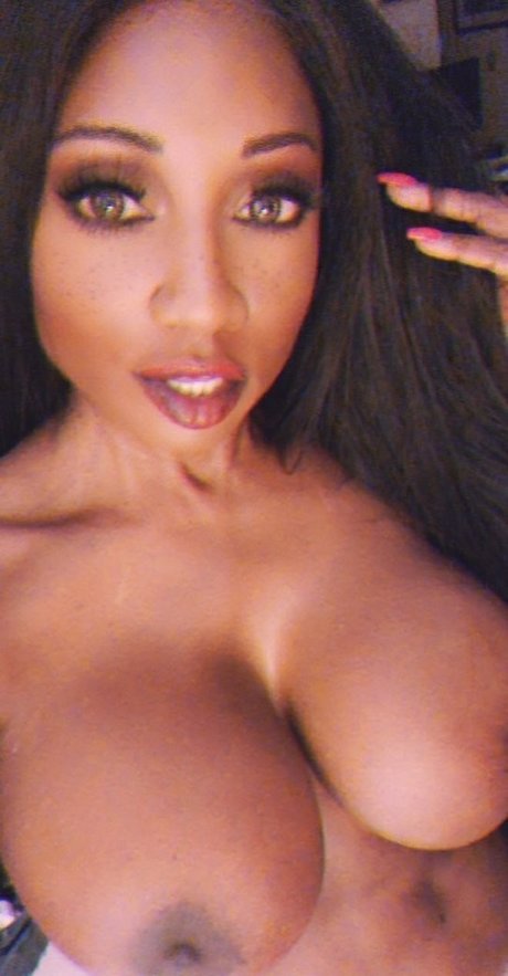 Diamondjackson naked pornstar picture