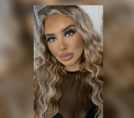 ElleHutchx pretty star galleries